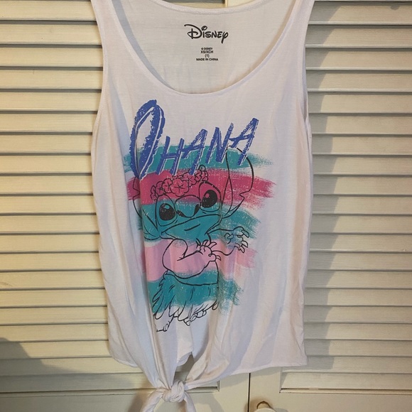 Ohana Top from Disney - Picture 1 of 3